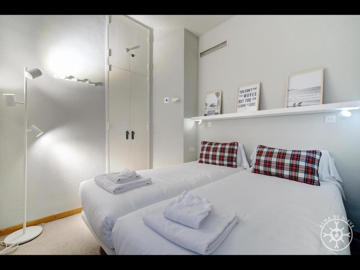 Conilh De Alma De Nieve Apartment Naut Aran Bagian luar foto